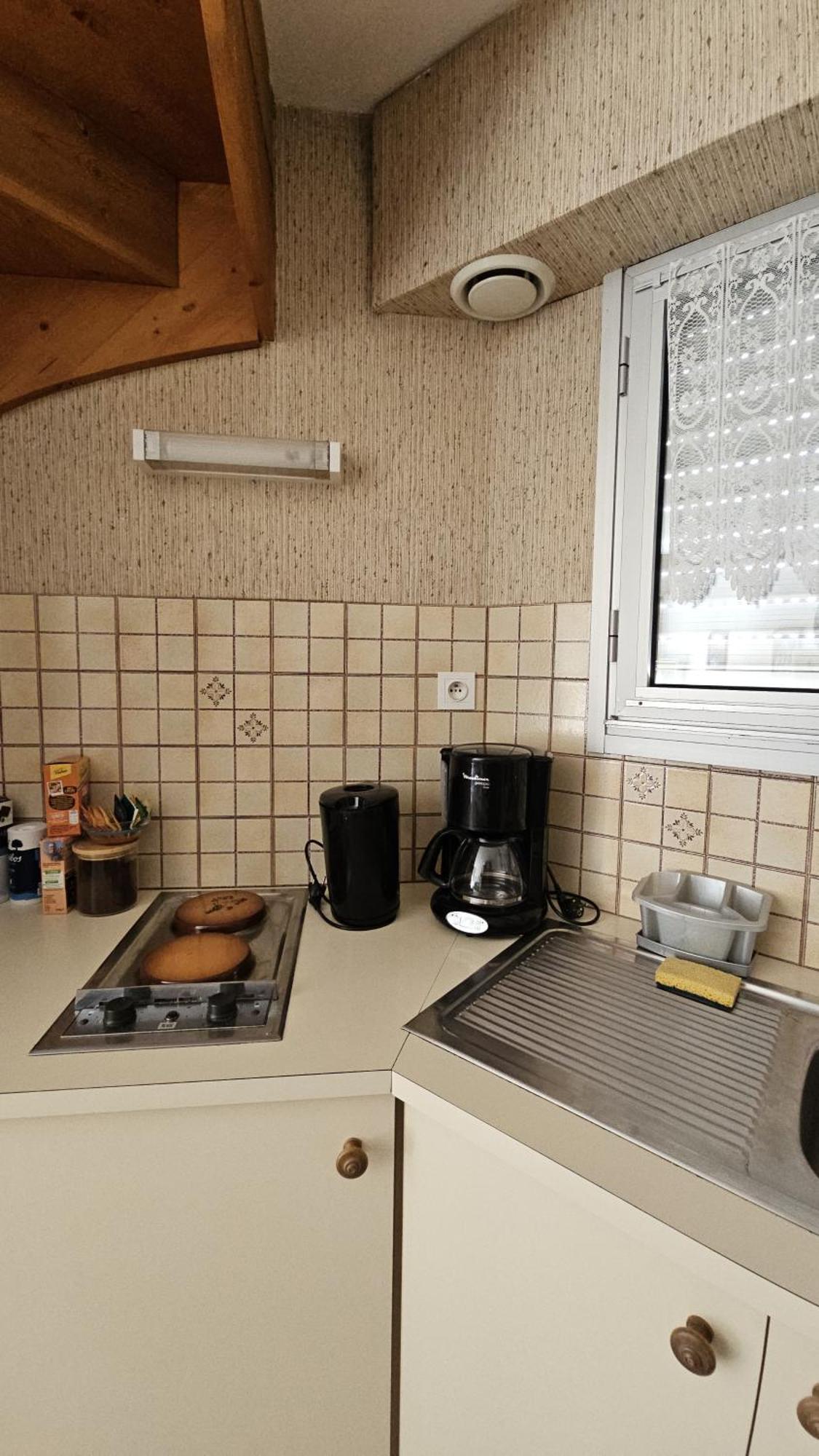 Maison 30m2 Wifi 9mn A Pied Presidents Draps Fournis Pour Le Lit *