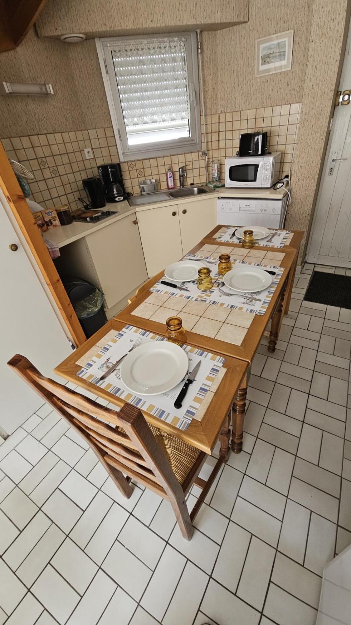 Maison 30m2 Wifi 9mn A Pied Presidents Draps Fournis Pour Le Lit Les Sables-d'Olonne